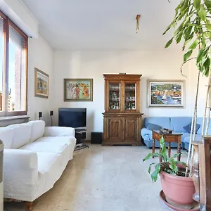  Appartement La Tua Casa A Con Parcheggio Privato Per 2 Auto